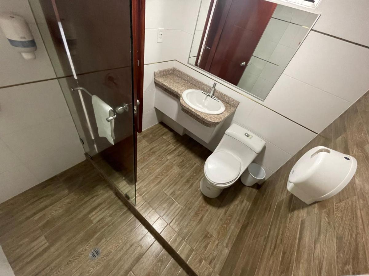 Fortune Hotel Гуаякиль Экстерьер фото